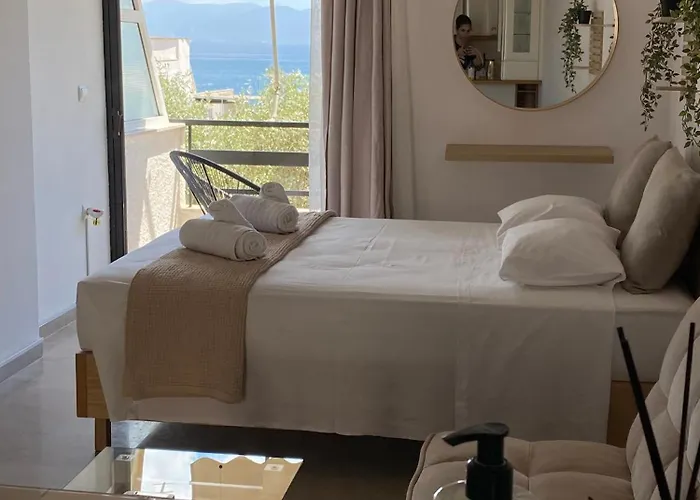 The Lemon Breeze Apartman Toló