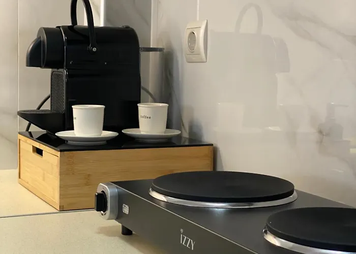 The Lemon Breeze Toló